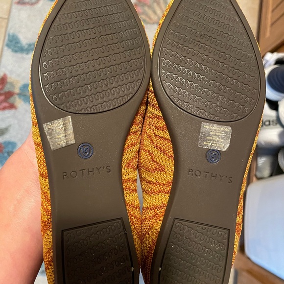 Rothy’s Golden Zebra Points - Picture 4 of 4